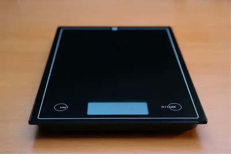 How to change Digital Weighing Scale battery 