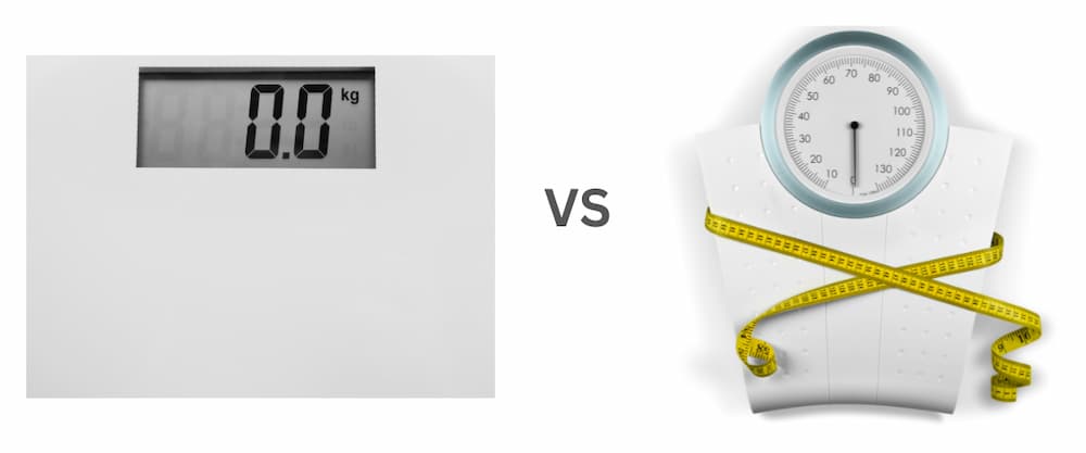 which scale is more accurate digital or analog?